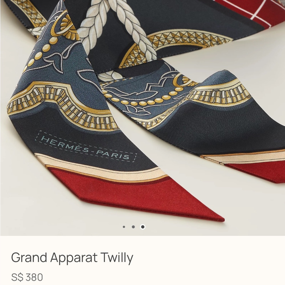 Hermès Grand Apparat Twilly Scarf